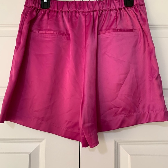 GLAM Pink Satin Shorts large - Picture 3 of 5